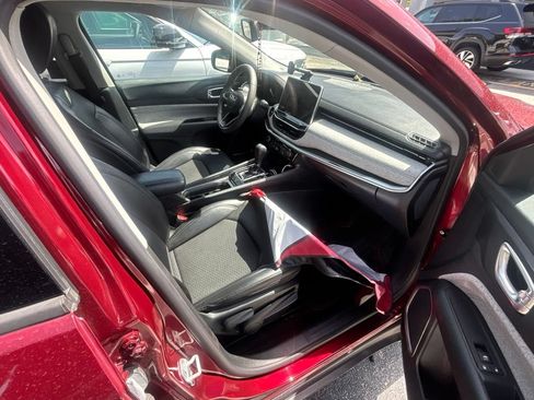 Used 2022 Jeep Compass Latitude FWD image 27