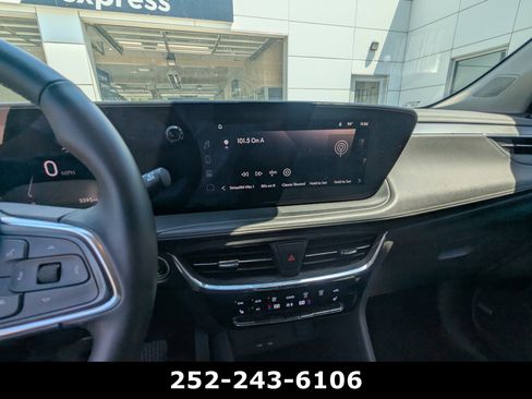 Used 2025 Buick Encore GX Avenir w/ Avenir Technology Package AWD/4WD image 14