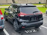 Used 2023 Nissan Kicks SV image 3