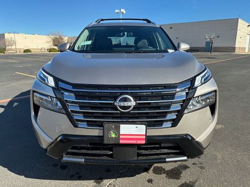 New 2026 Nissan Rogue Platinum w/ Platinum Premium Package image 9