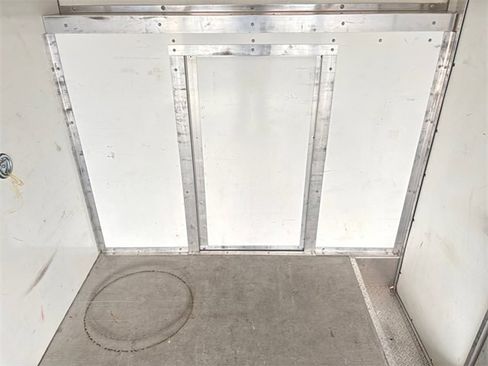 Used 2022 Ford E-350 and Econoline 350 Super Duty w/ Power Windows & Locks Group image 31