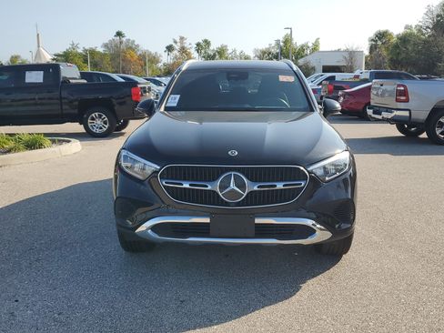 Used 2024 Mercedes-Benz GLC 300 w/ Winter Package image 2
