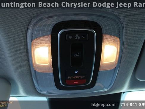 Used 2023 Hyundai Elantra Limited image 16