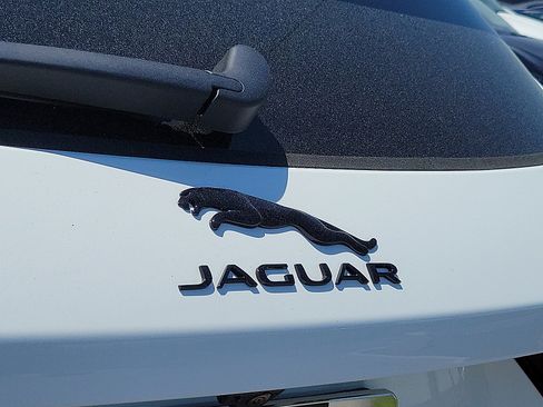 Used 2025 Jaguar F-PACE R-Dynamic S AWD/4WD image 23