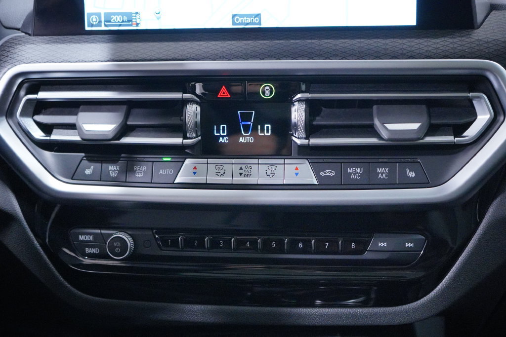 Used 2024 BMW X3 sDrive30i w/ M Sport Package RWD image 19