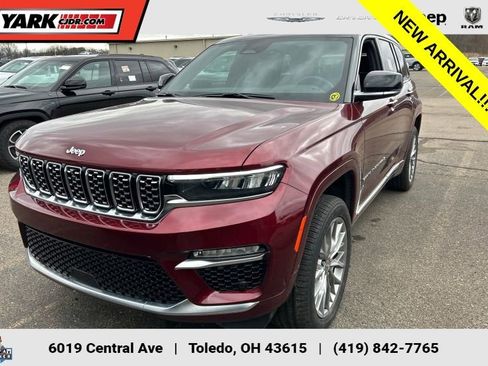 Used 2025 Jeep Grand Cherokee Summit image 1