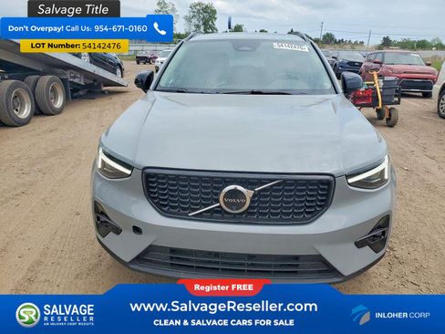 Used 2024 Volvo XC40 B5 Ultimate w/ Protection Package Premier AWD/4WD image 7