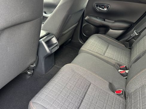 Used 2024 Honda HR-V Sport image 25