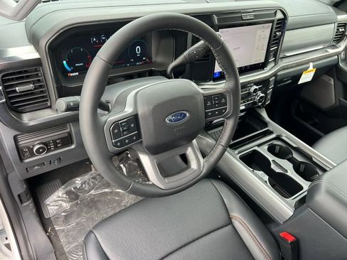 New 2026 Ford F550 4x4 Crew Cab image 17