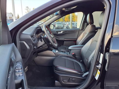 Used 2023 Ford Escape ST-Line image 14