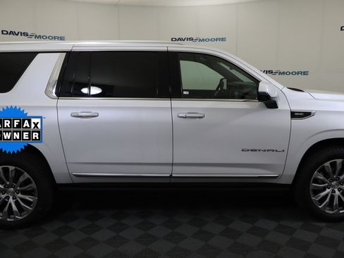 Certified 2023 GMC Yukon XL Denali AWD/4WD image 5