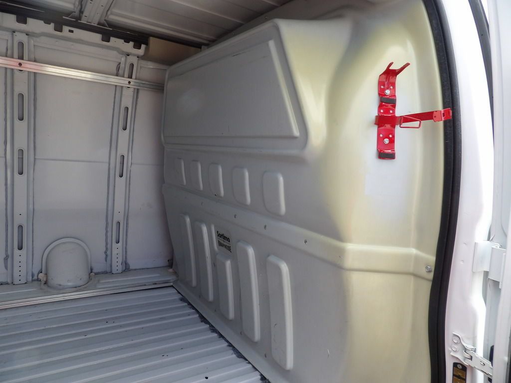 Used 2016 Chevrolet Express 2500 RWD image 29