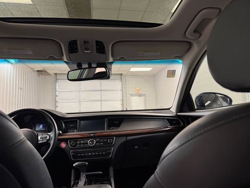 Used 2019 Kia Cadenza Technology image 22