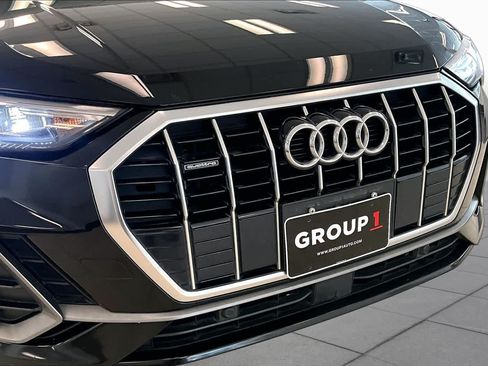 Used 2022 Audi Q3 2.0T Premium w/ Convenience Package AWD/4WD image 28