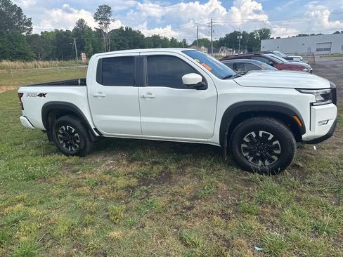 Used 2024 Nissan Frontier PRO-4X w/ Pro Convenience Package AWD/4WD image 5
