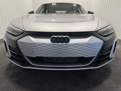 Used 2024 Audi e-tron GT Premium Plus w/ Performance Package image 9
