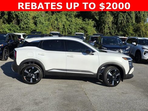 New 2026 Nissan Kicks SR FWD image 39