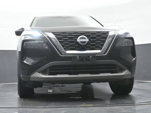 Used 2023 Nissan Rogue S AWD/4WD image 42