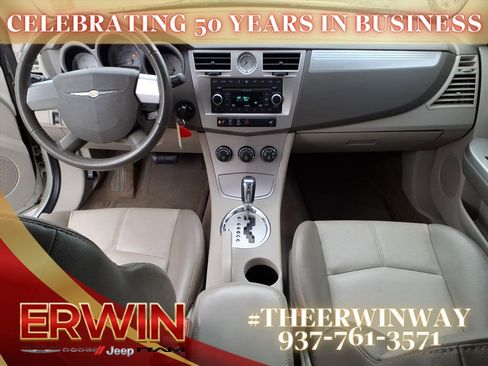Used 2009 Chrysler Sebring Touring w/ Special Touring Group image 20