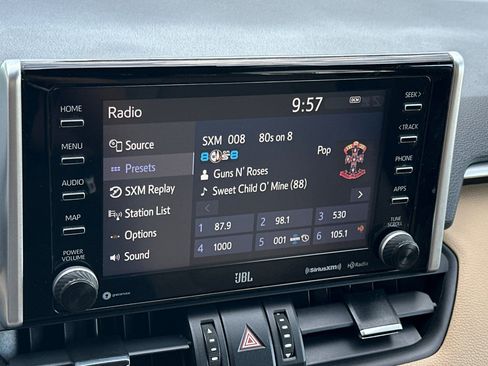 Used 2019 Toyota RAV4 XLE Premium w/ Advanced Technology Package AWD/4WD image 18