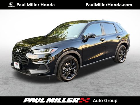 Used 2024 Honda HR-V Sport image 1
