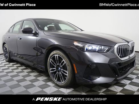 New 2026 BMW 530i xDrive image 1