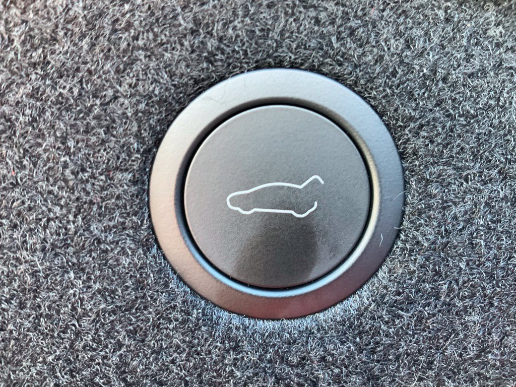 Used 2025 Tesla Model 3 Long Range RWD image 11