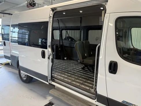 Used 2019 RAM ProMaster 2500 image 19