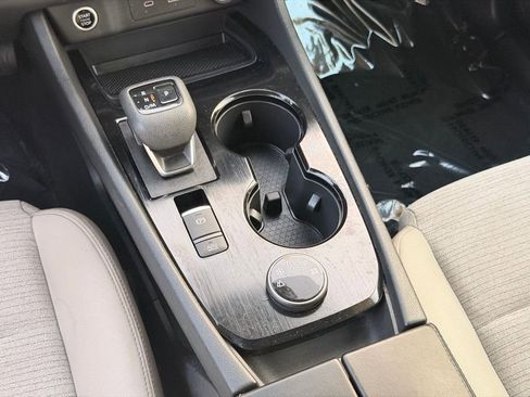 Used 2023 Nissan Rogue SV AWD/4WD image 18