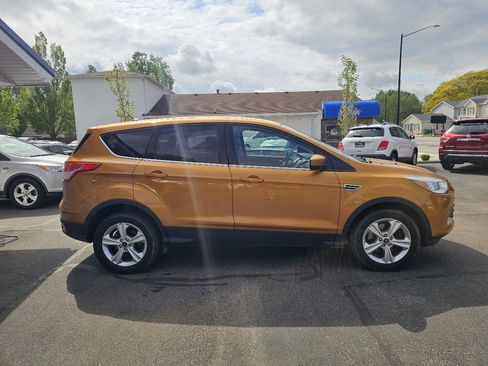 Used 2016 Ford Escape SE AWD/4WD image 13