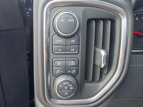 Used 2020 Chevrolet Silverado 1500 LT Trail Boss AWD/4WD image 13