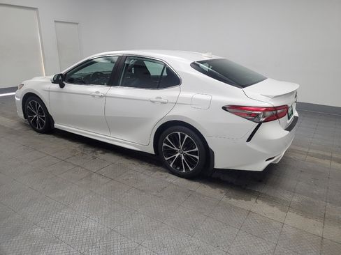 Used 2019 Toyota Camry SE w/ Protection Package (Q2) image 3