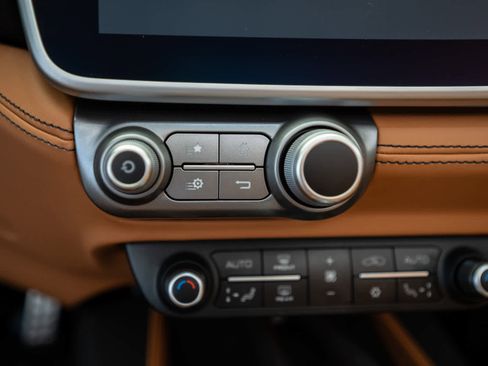 Certified 2019 Ferrari Portofino image 25