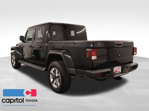 Used 2024 Jeep Gladiator Sport w/ Premium Package AWD/4WD image 4