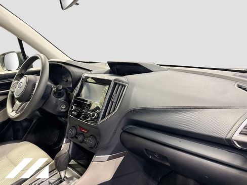 Used 2023 Subaru Forester Base image 28