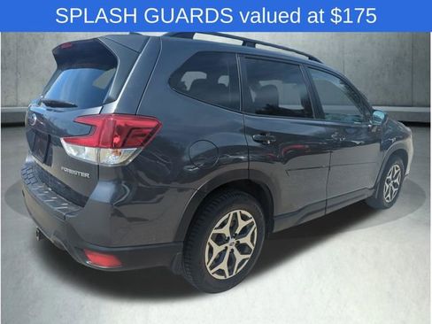 Used 2021 Subaru Forester Premium AWD/4WD image 7