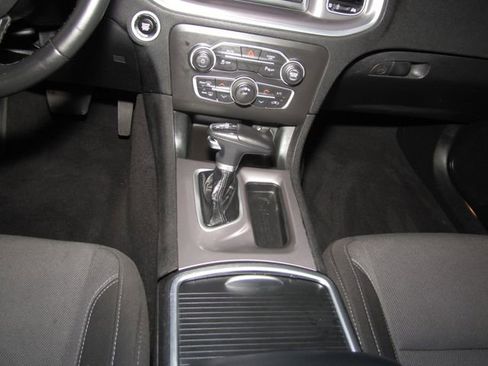 Used 2022 Dodge Charger SXT image 15