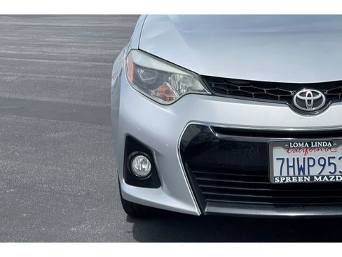 Used 2015 Toyota Corolla S image 19