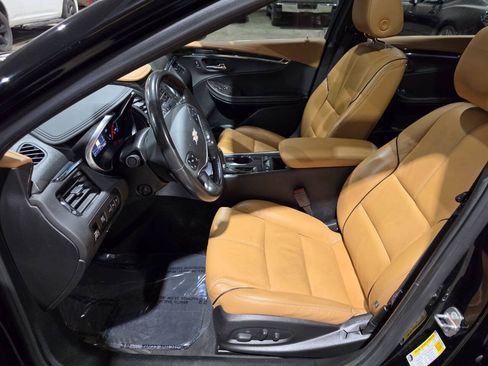 Used 2016 Chevrolet Impala LTZ w/ Enhanced Convenience Package FWD image 26