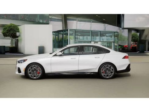 New 2026 BMW 540i xDrive image 4