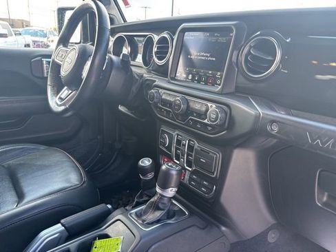 Certified 2022 Jeep Wrangler Unlimited Rubicon w/ Trailer Tow Package AWD/4WD image 31