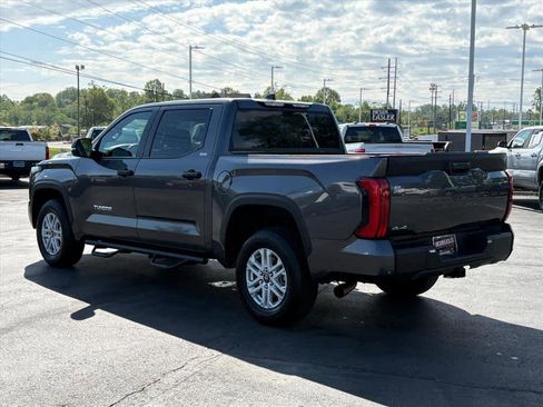 Used 2025 Toyota Tundra SR5 w/ SR5 Convenience Package AWD/4WD image 28