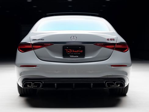 Used 2024 Mercedes-Benz S 63 AMG S image 29