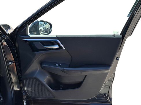 Used 2022 Mitsubishi Outlander ES image 36