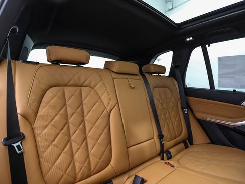 New 2026 BMW X5 xDrive40i w/ Executive Package AWD/4WD image 28