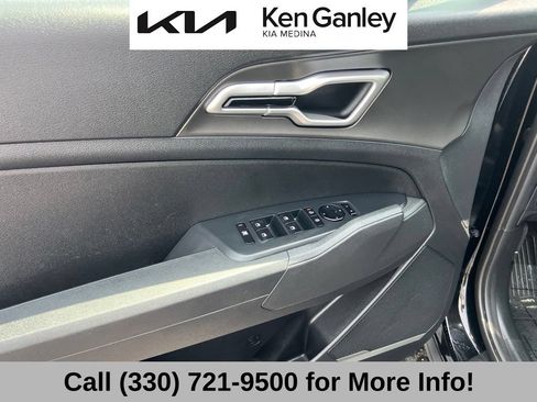 Certified 2026 Kia Sportage LX w/ LX Convenience Package FWD image 27