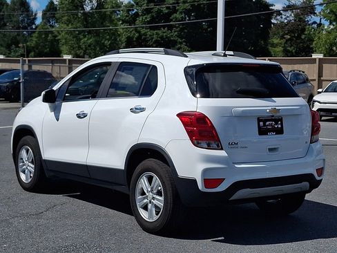 Used 2020 Chevrolet Trax LT w/ LT Convenience Package AWD/4WD image 6