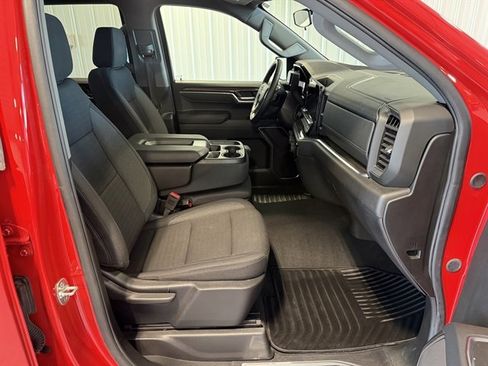 Used 2025 Chevrolet Silverado 1500 LT image 28