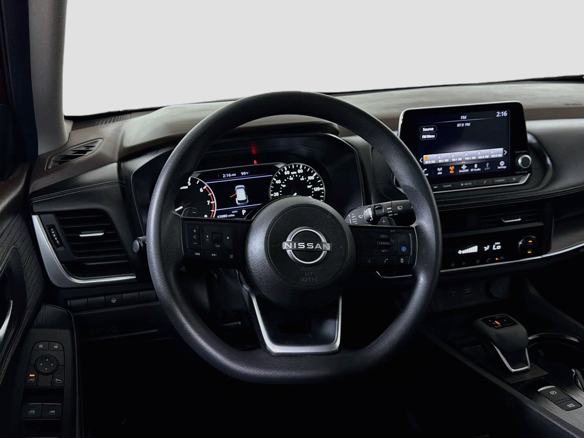 Used 2023 Nissan Rogue SV AWD/4WD image 18