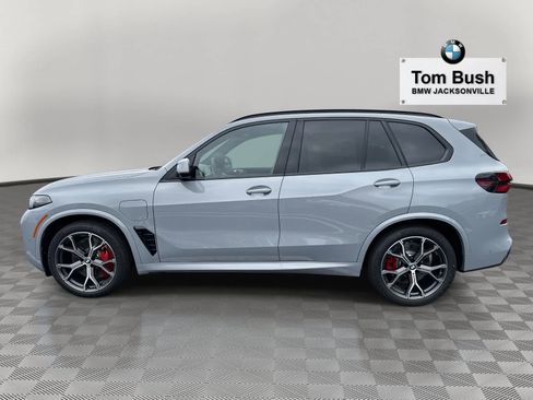 New 2026 BMW X5 xDrive50e w/ M Sport Package image 6
